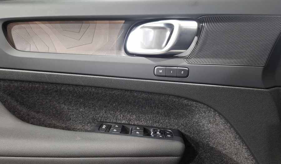 Volvo C40 BEV 69KWH RECHARGE PLUS AUTO Suv 2024