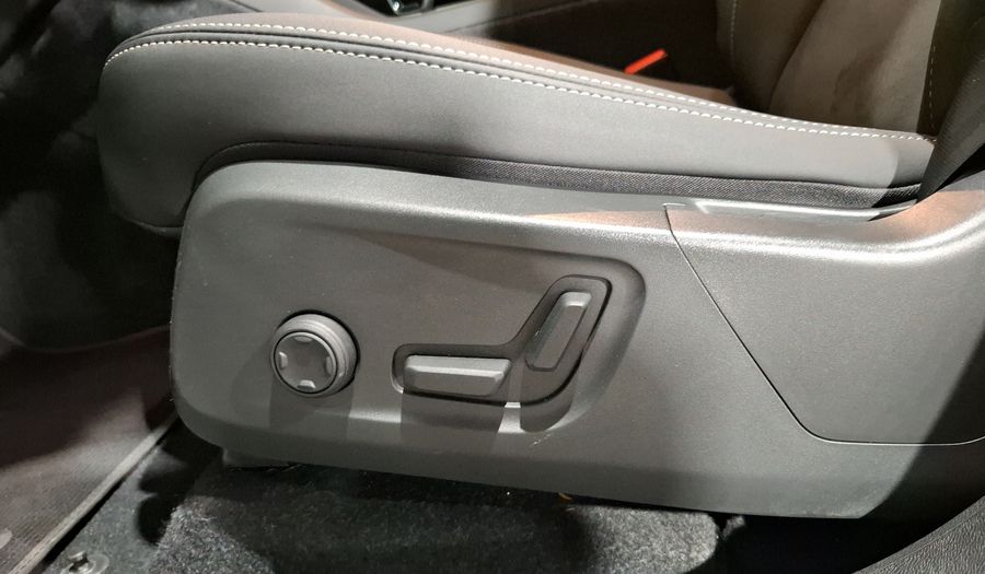 Volvo C40 BEV 69KWH RECHARGE PLUS AUTO Suv 2024