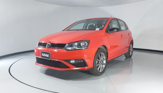 Volkswagen • Polo
