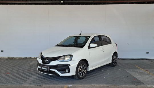 Toyota • Etios