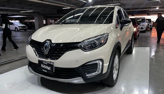 Renault • Captur