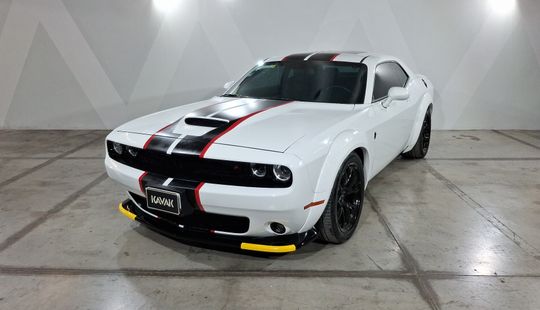 Dodge • Challenger