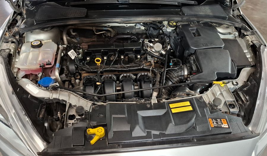 Ford Focus Iii 2.0 SE PLUS AT Hatchback 2017