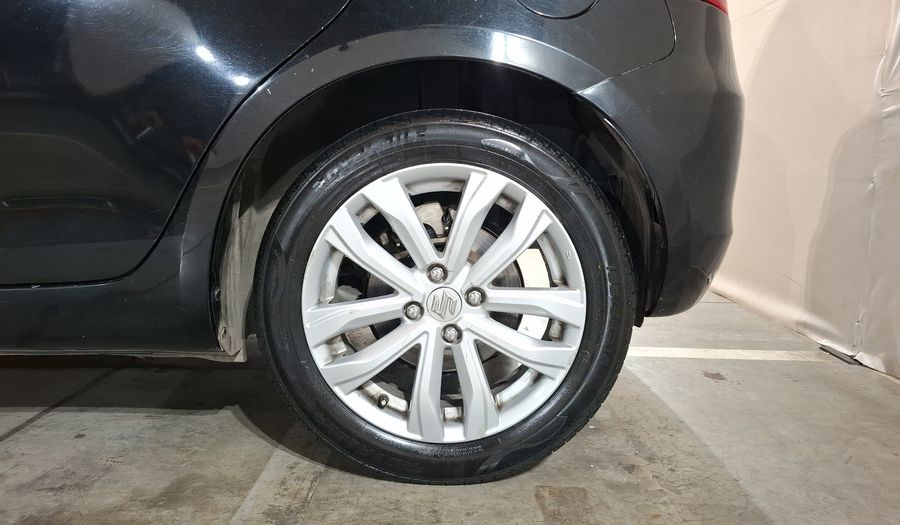 Suzuki Swift 1.4 GLX MT Hatchback 2016