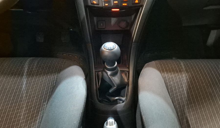 Suzuki Swift 1.4 GLX MT Hatchback 2016