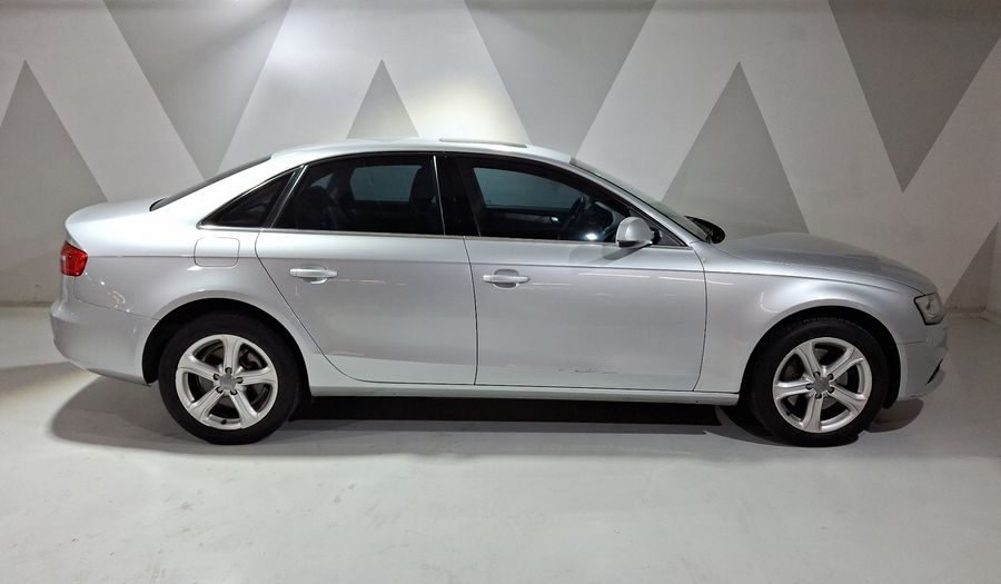 Audi A4 2.0 TFSI TRENDY PLUS MULTITRONIC Sedan 2013