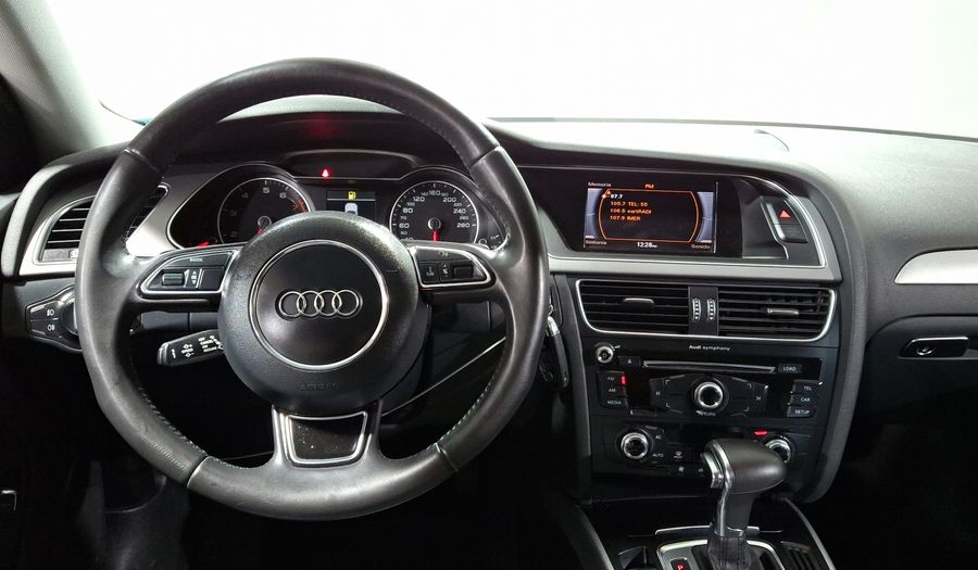 Audi A4 2.0 TFSI TRENDY PLUS MULTITRONIC Sedan 2013