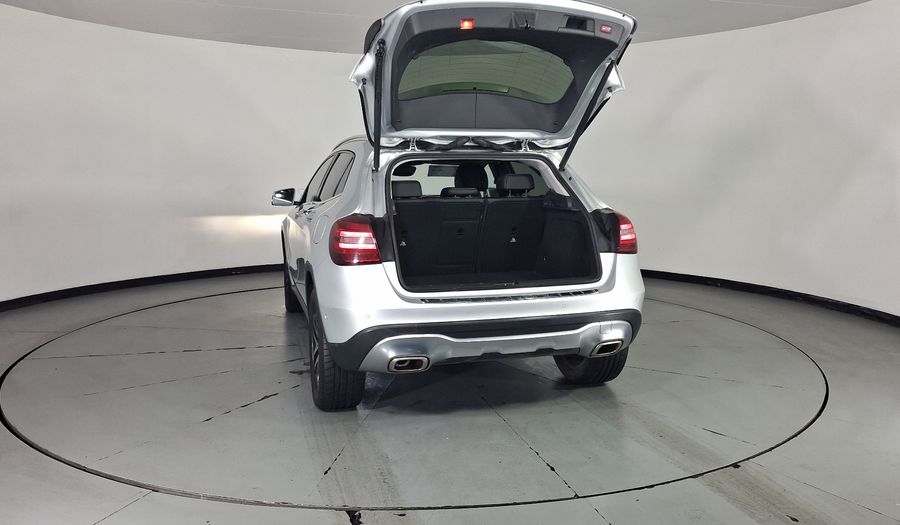 Mercedes Benz Clase Gla 1.6 GLA 200 SPORT DCT Suv 2020