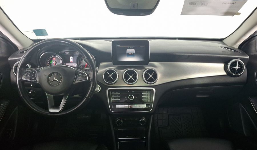 Mercedes Benz Clase Gla 1.6 GLA 200 SPORT DCT Suv 2020