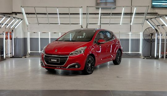 Peugeot • 208
