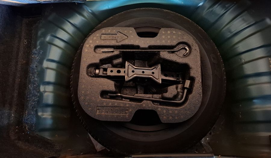 Nissan March 1.6 SENSE AUTO Hatchback 2018