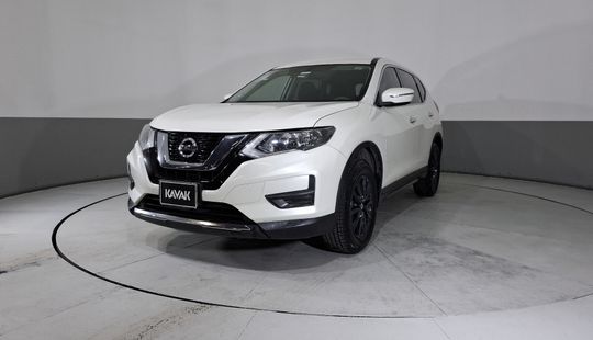Nissan • X-Trail