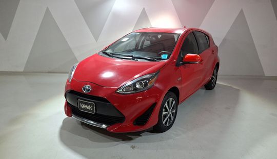 Toyota • Prius C