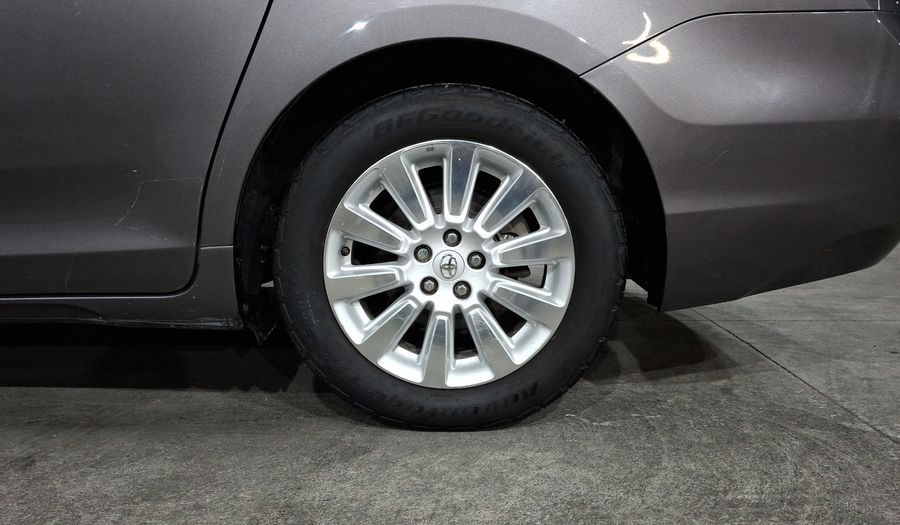 Toyota Sienna 3.5 LIMITED AT Minivan 2015