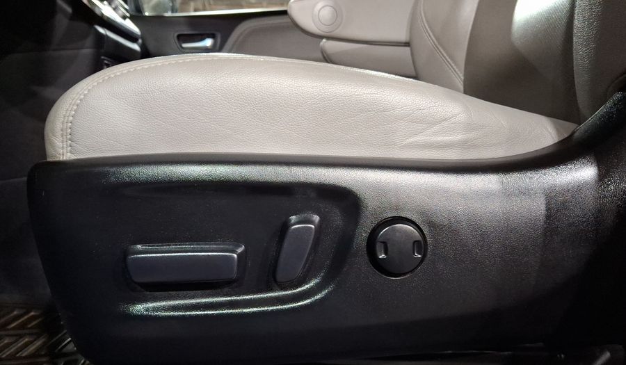 Toyota Sienna 3.5 LIMITED AT Minivan 2015