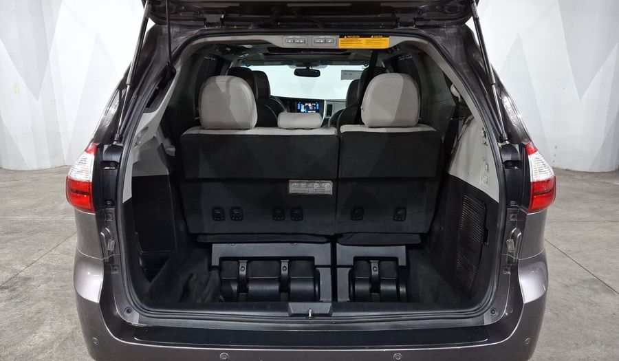 Toyota Sienna 3.5 LIMITED AT Minivan 2015