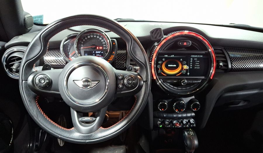 Mini John Cooper Works 2.0 JOHN COOPER WORKS HOT CHILI AT Hatchback 2018