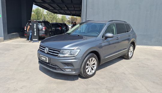 Volkswagen • Tiguan