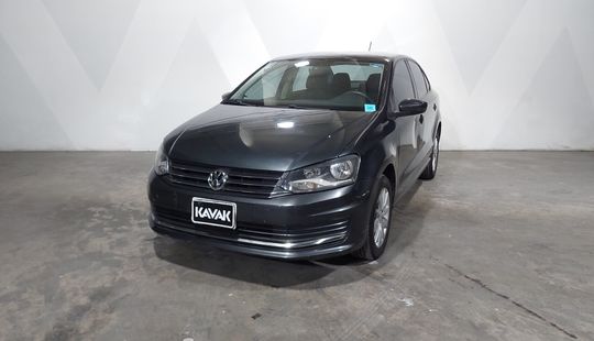 Volkswagen • Vento