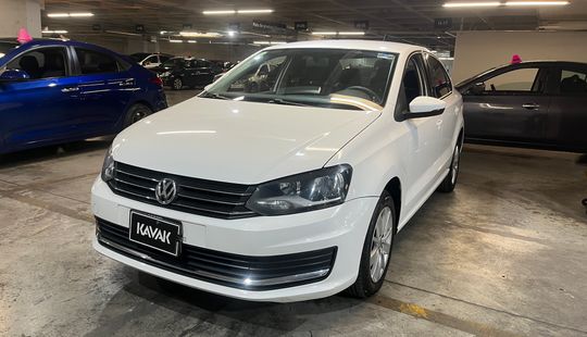 Volkswagen • Vento