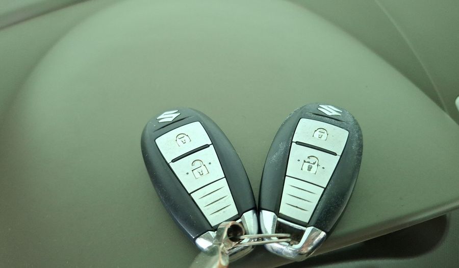 Suzuki Ertiga 1.5 GLX Minivan 2019