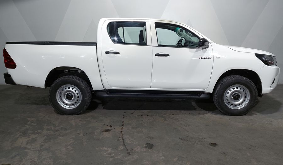 Toyota Hilux 2.7 DOBLE CABINA BASE (D-CAB BASE) Pickup 2020