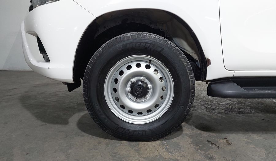 Toyota Hilux 2.7 DOBLE CABINA BASE (D-CAB BASE) Pickup 2020