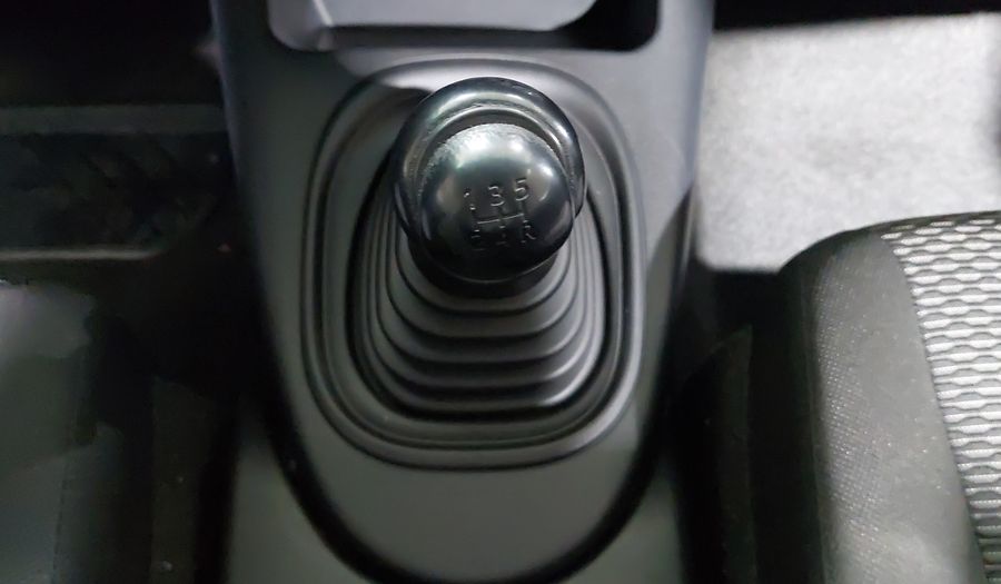 Toyota Hilux 2.7 DOBLE CABINA BASE (D-CAB BASE) Pickup 2020