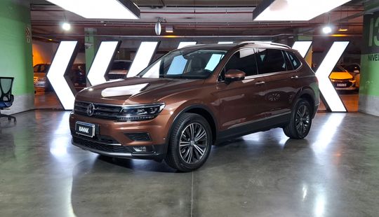 Volkswagen • Tiguan Allspace