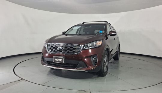 Kia • Sorento