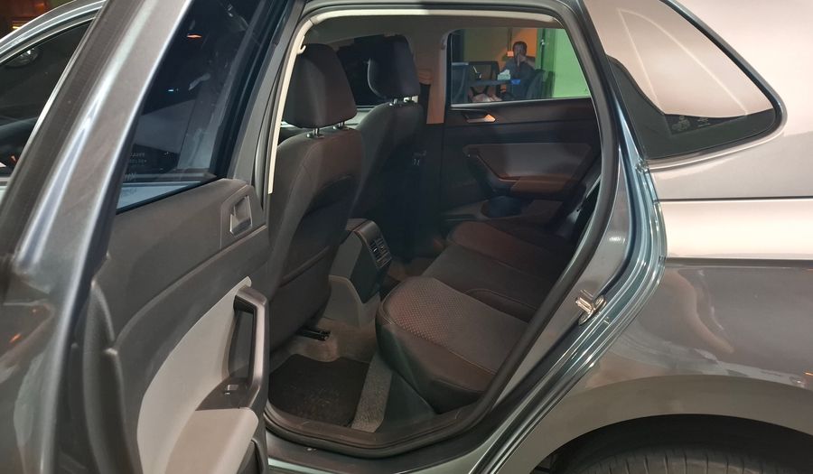 Volkswagen Polo 1.6 MSI HIGHLINE AT Hatchback 2018