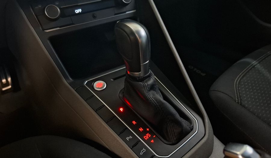 Volkswagen Polo 1.6 MSI HIGHLINE AT Hatchback 2018