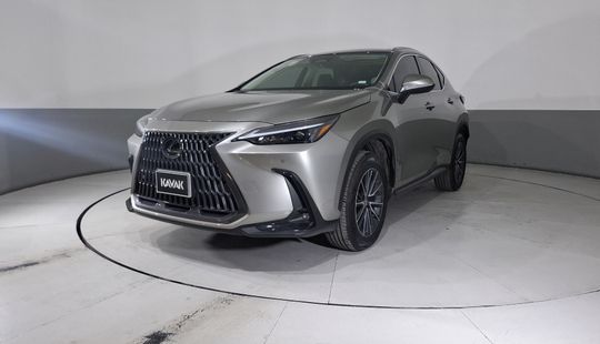 Lexus • NX