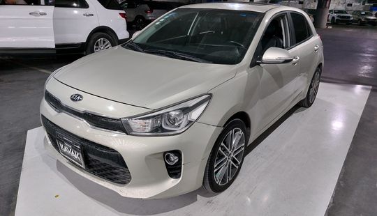 Kia • Rio