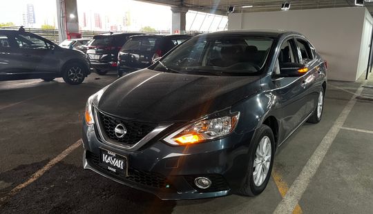 Nissan • Sentra