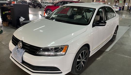 Volkswagen • Jetta