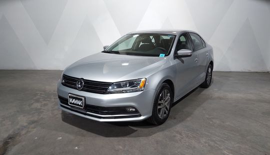 Volkswagen • Jetta