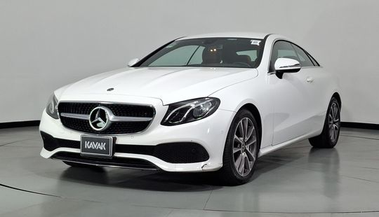 Mercedes Benz • Clase E