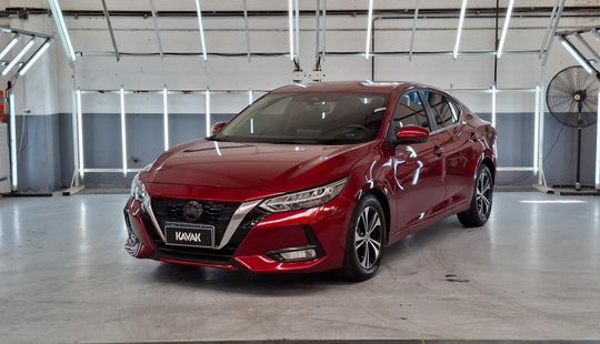 Nissan • Sentra