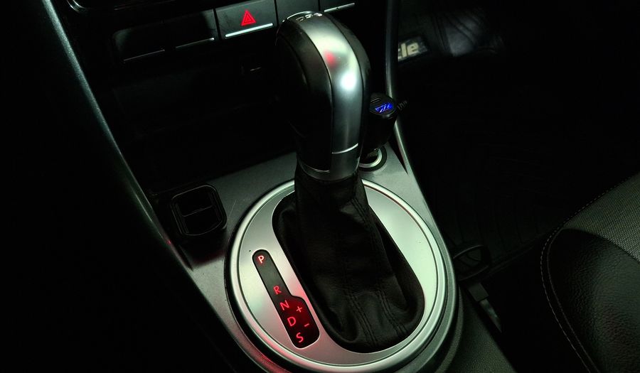 Volkswagen Beetle 1.4 TSI DSG DESIGN Hatchback 2017