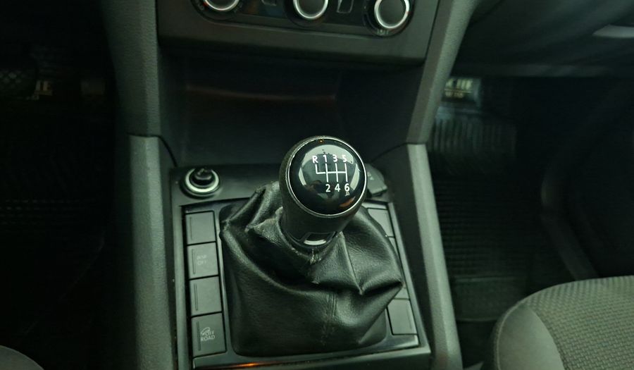 Volkswagen Amarok 2.0 TDI TRENDLINE Pickup 2016