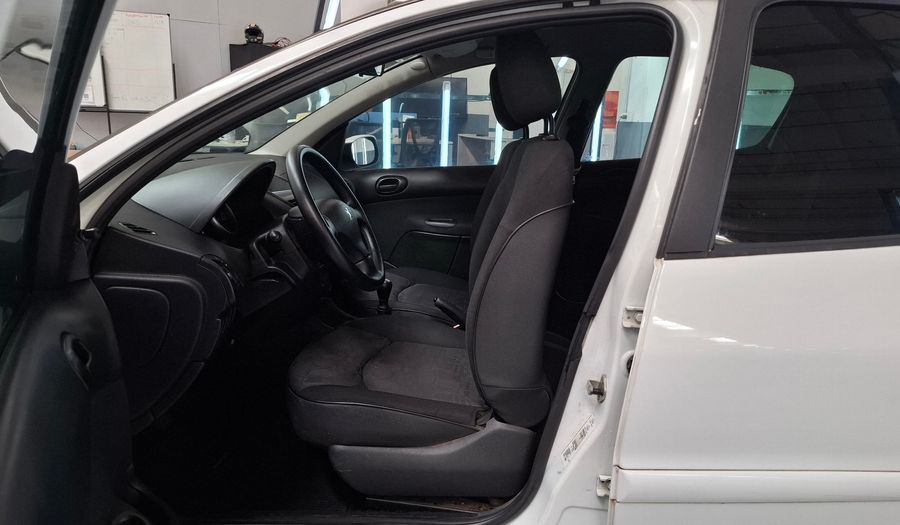 Peugeot 207 COMPACT 1.4 XS Hatchback 2010