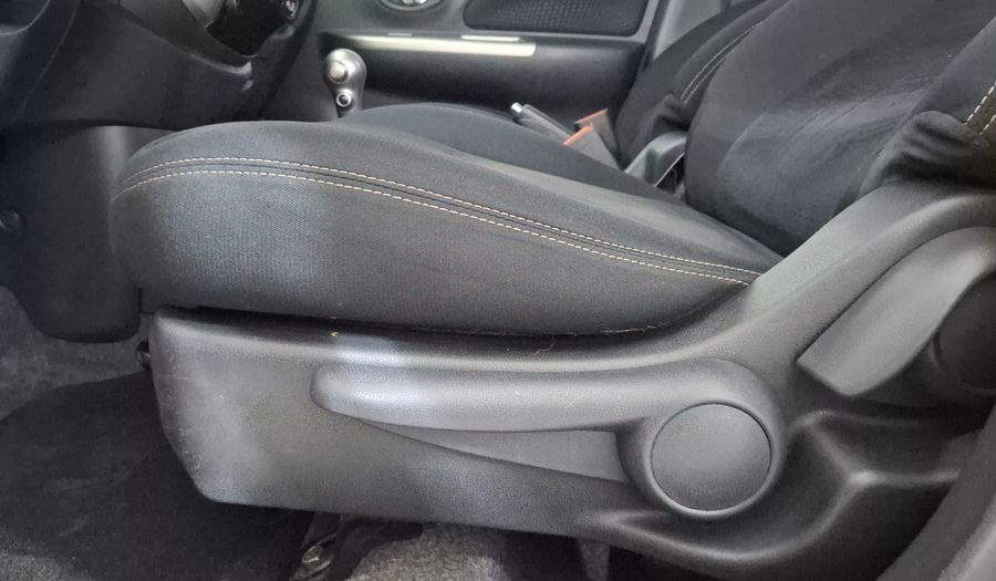 Nissan March 1.6 ADVANCE NAVI AT Hatchback 2015