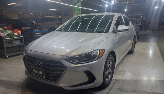 Hyundai • Elantra