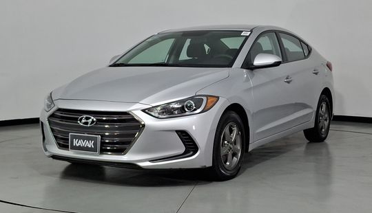 Hyundai • Elantra