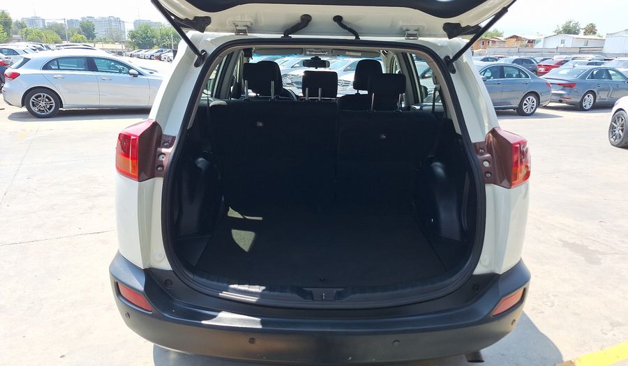Toyota Rav4 2.0 LUJO Suv 2015