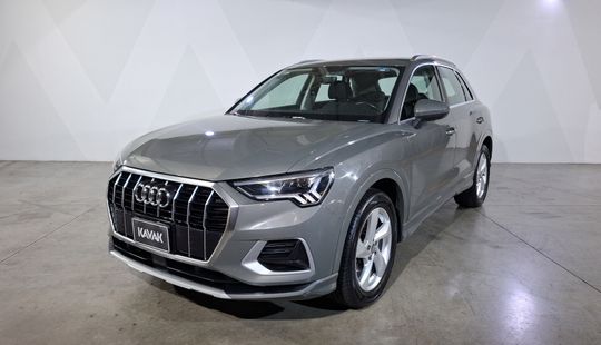 Audi • Q3