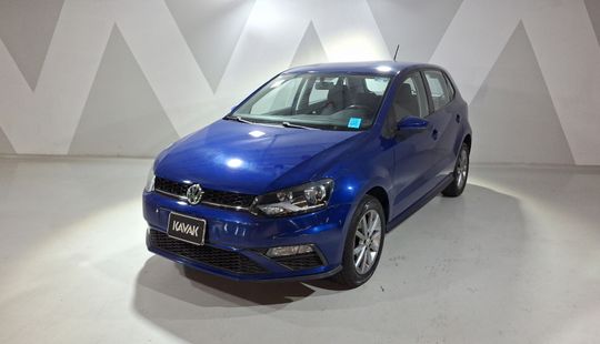 Volkswagen • Polo