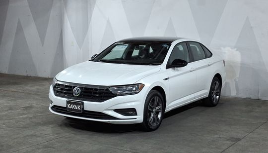 Volkswagen • Jetta