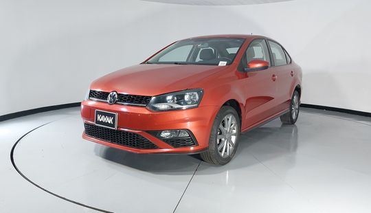 Volkswagen • Vento